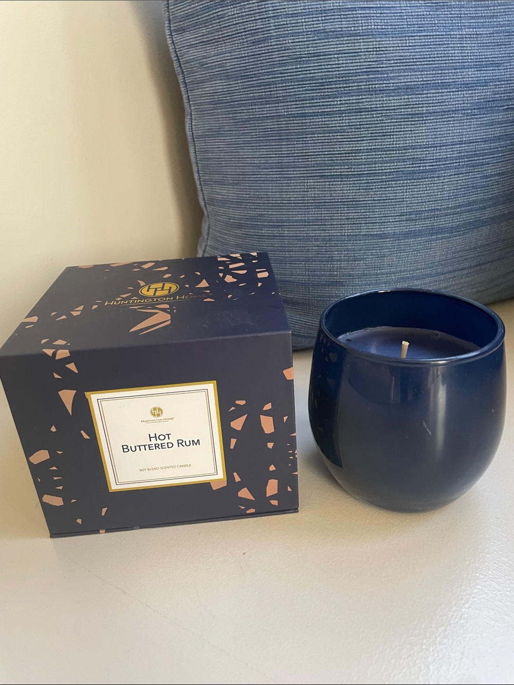 Huntington Home DELICIOUS Hot Buttered Rum Scented Candle - Navy